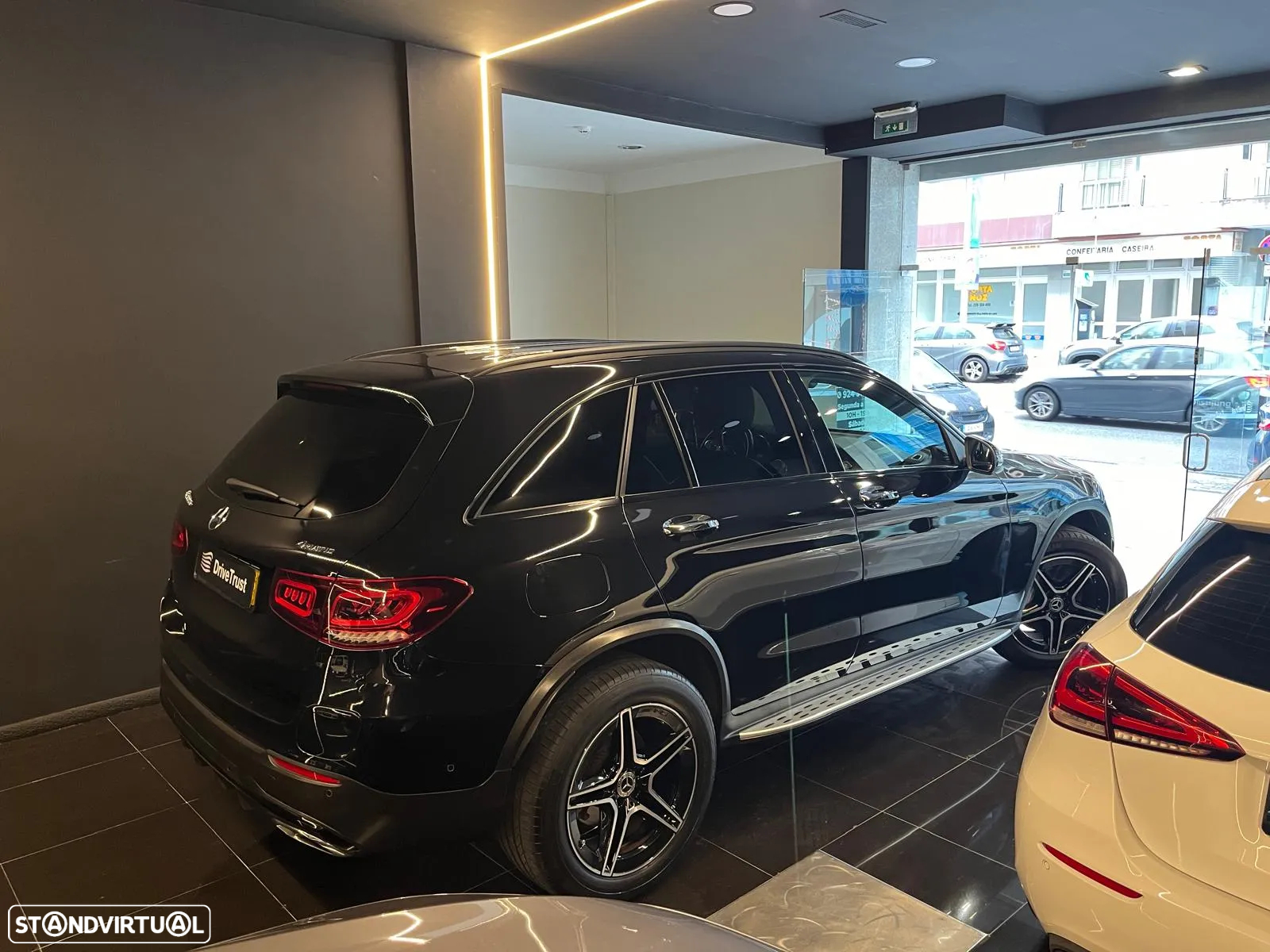 Mercedes-Benz GLC 300 de 4Matic 9G-TRONIC AMG Line Plus - 6
