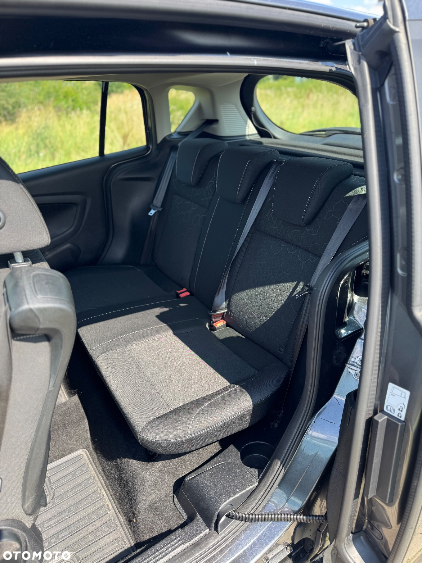 Ford B-MAX - 11