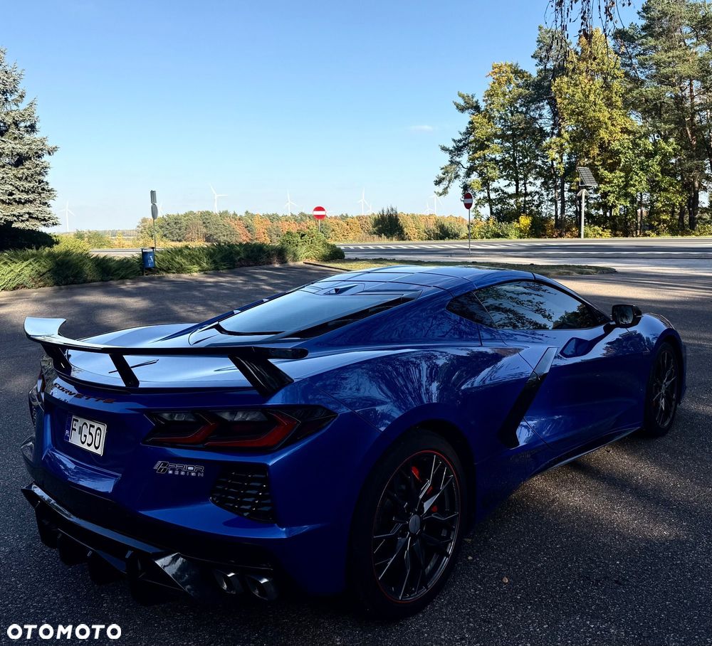 Chevrolet Corvette - 8