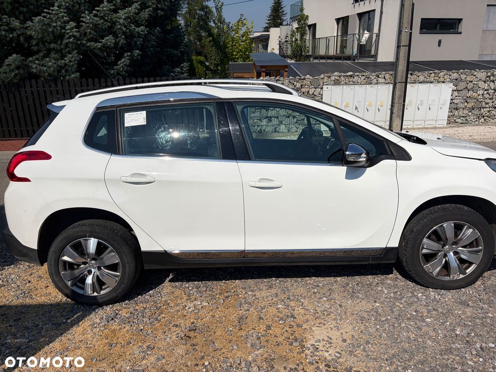 Peugeot 2008 PureTech 110 Stop&Start Style - 5