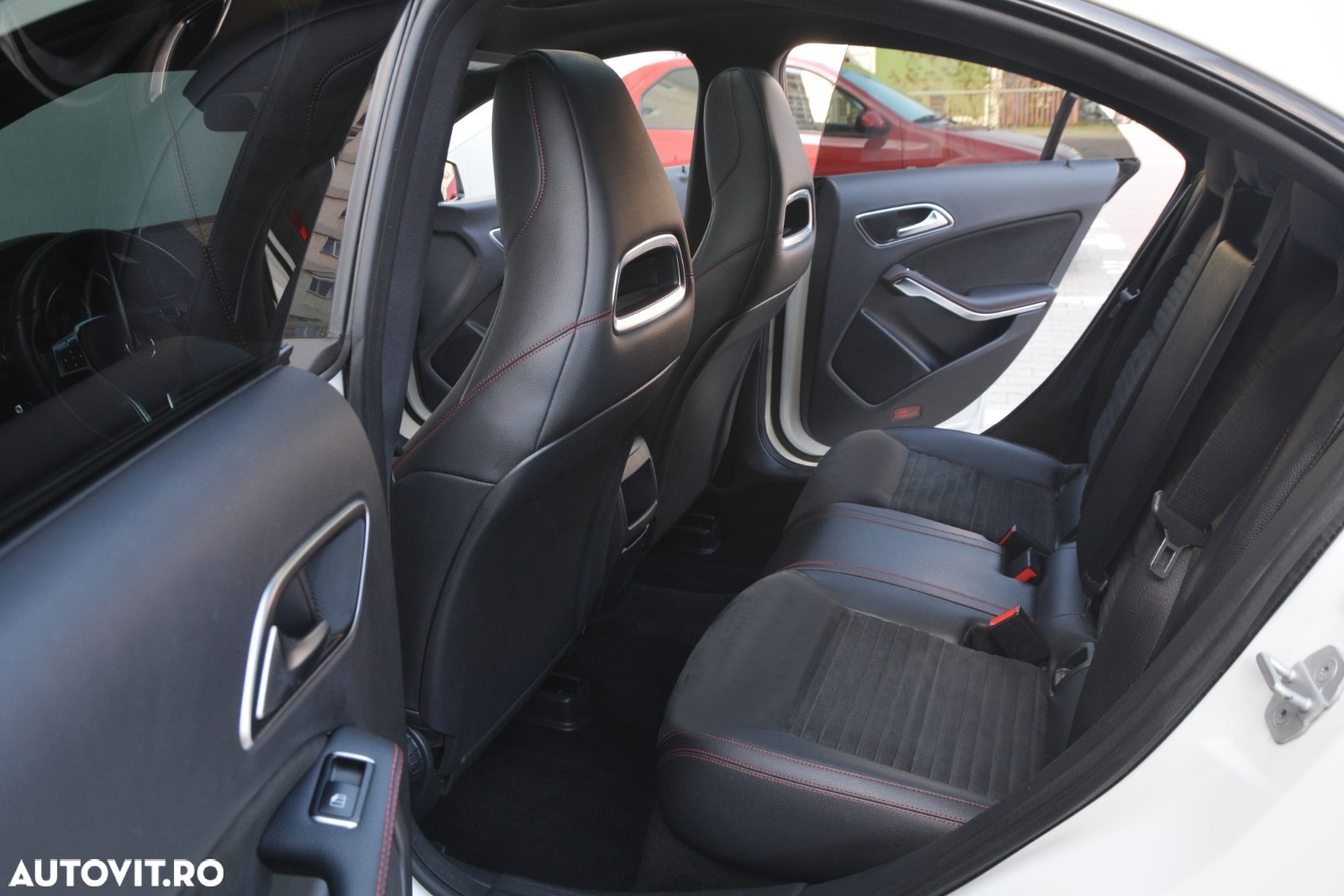 Mercedes-Benz CLA 220 d 7G-DCT AMG Line - 18
