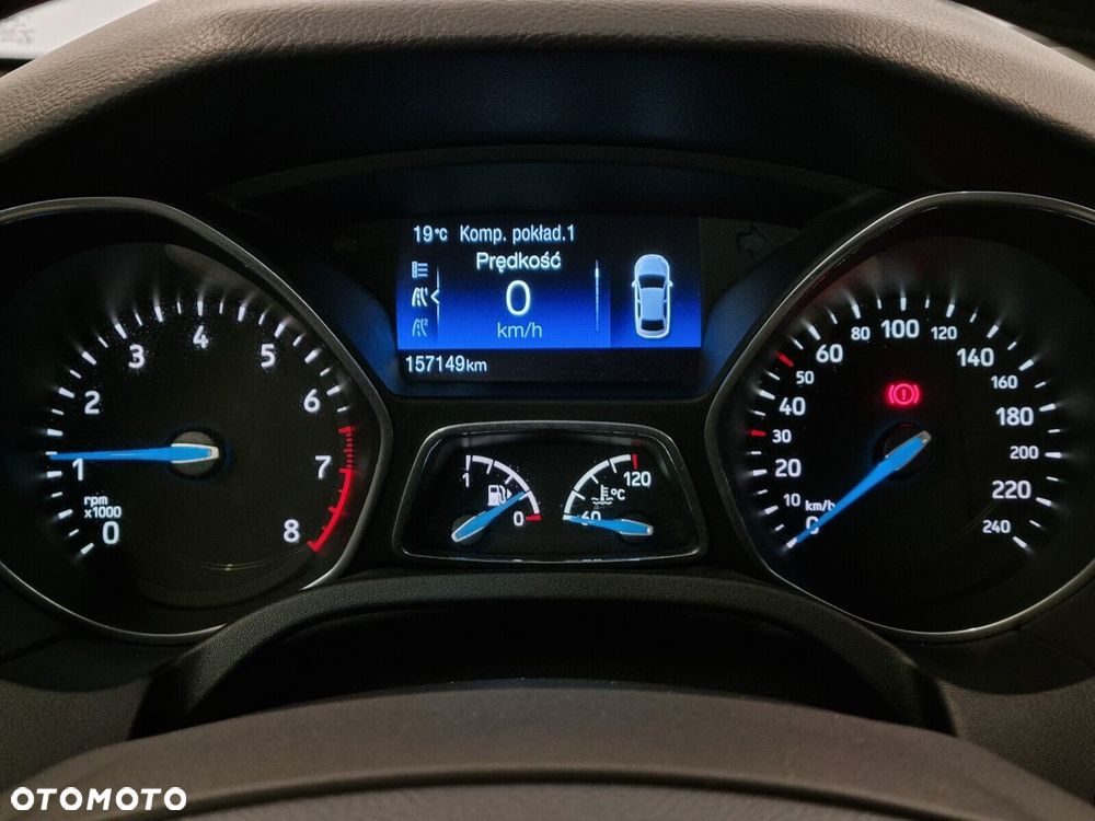 Ford Focus 1.6 Trend - 15