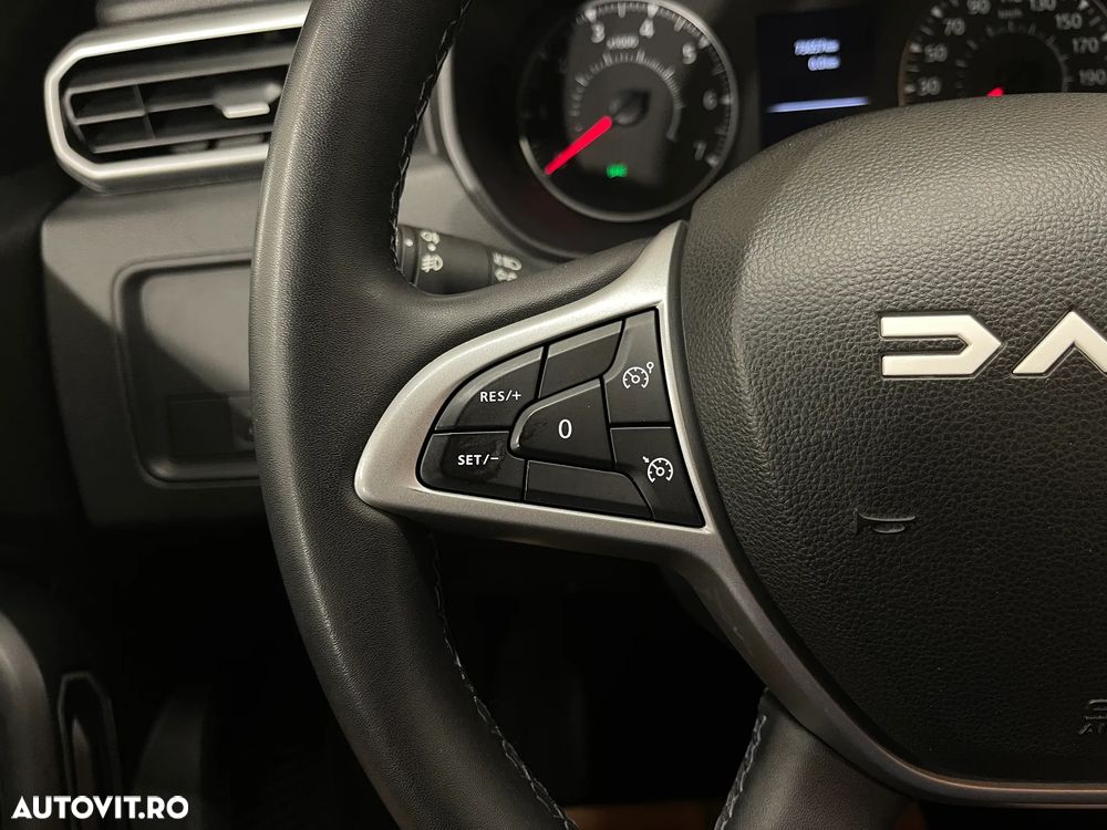 Dacia Duster TCe 130 Journey - 22