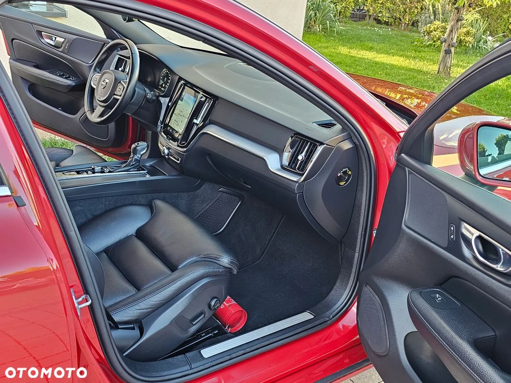 Volvo V60 D3 Geartronic Momentum Pro - 30