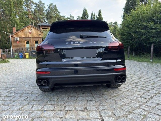 Porsche Cayenne Diesel Platinum Edition - 32