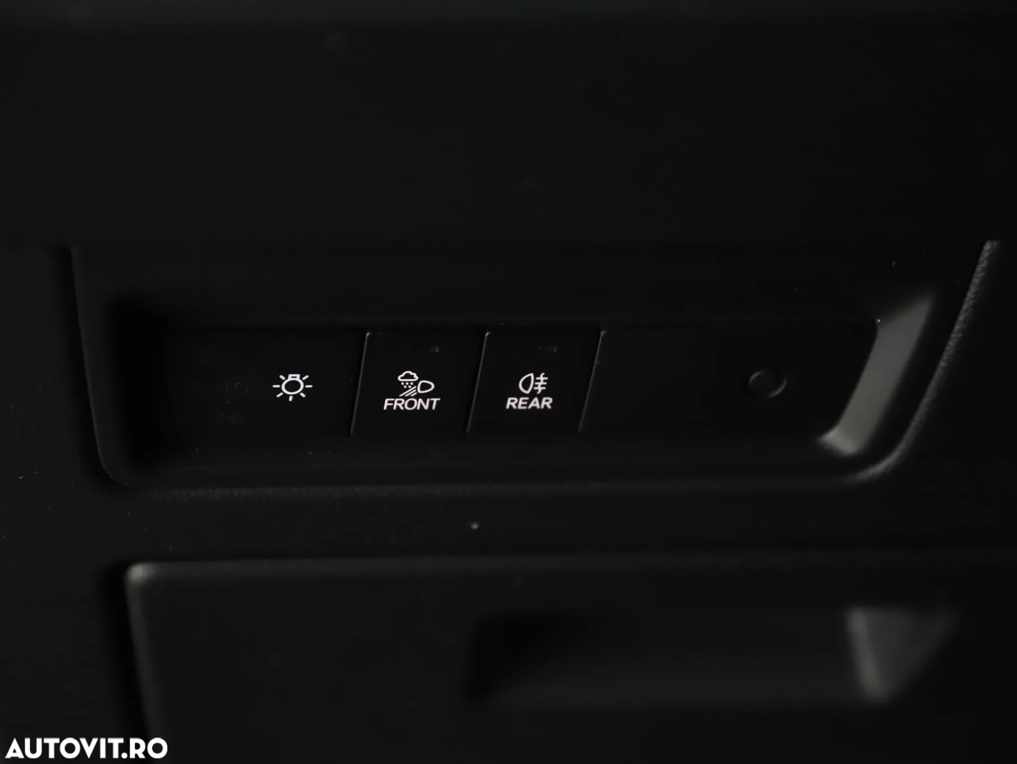 Volkswagen Touareg V6 TDI R-Style - 23