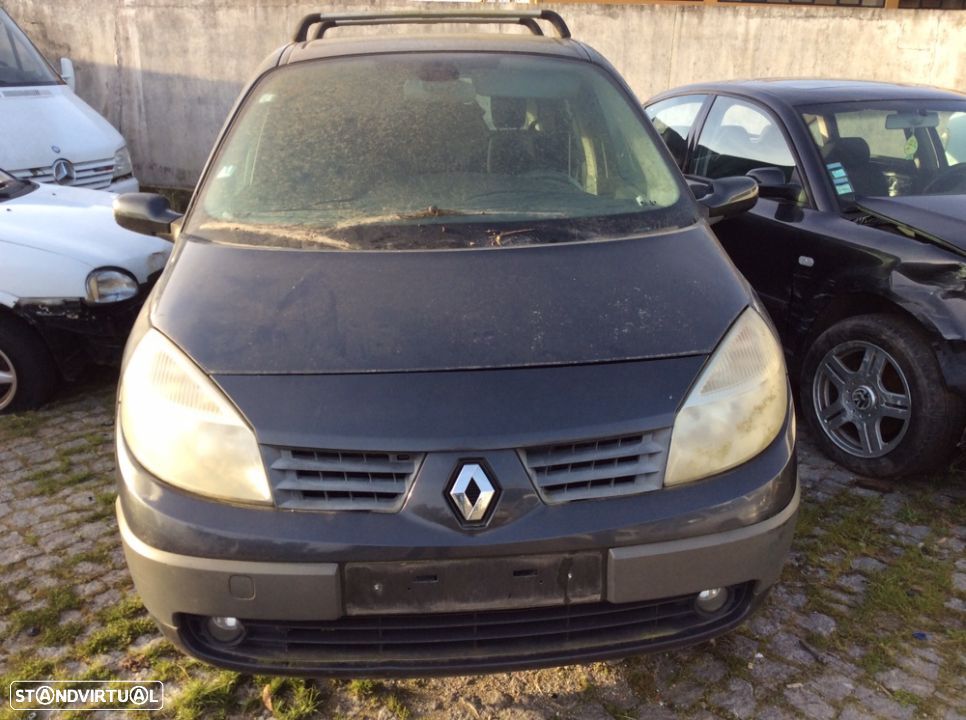 Renault Megane Scenic - 1