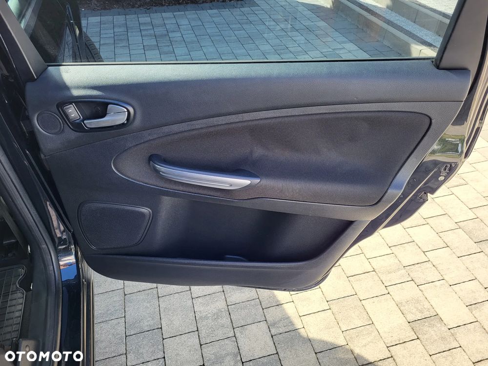 Ford S-Max 2.0 FF Trend - 19