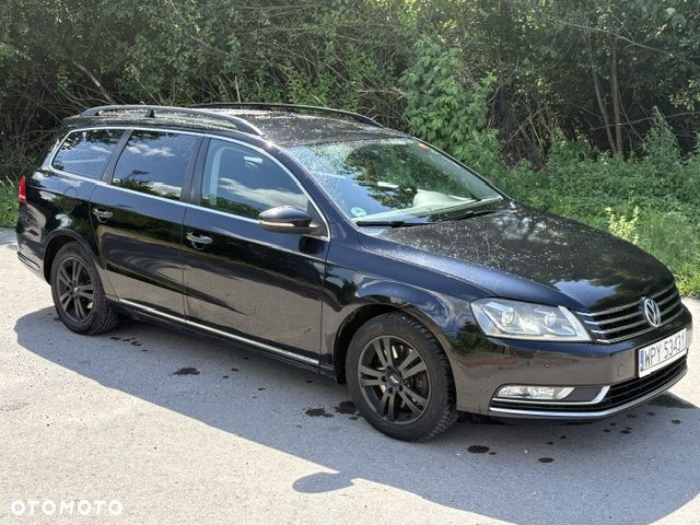 Volkswagen Passat 2.0 TDI Comfortline DSG - 2