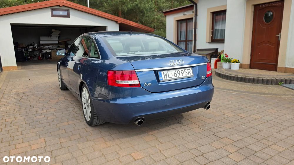Audi A6 Avant 4.2 quattro tiptronic - 6
