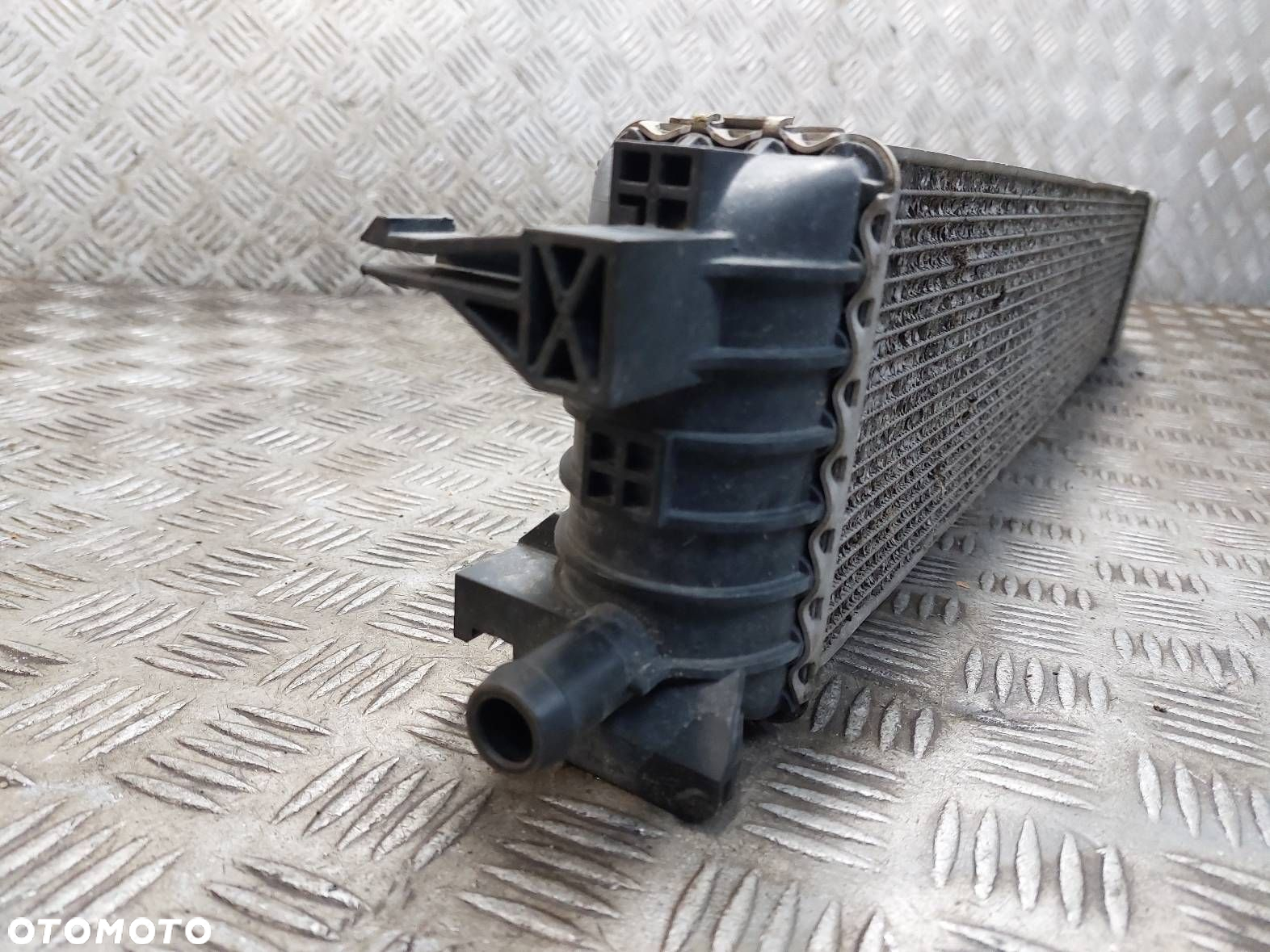 CHŁODNICA WODY INTERCOOLER WODNY AUDI A7 4G 3.0 TFSI 8K0145804B - 5