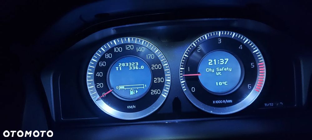 Volvo XC 60 D3 Momentum - 22