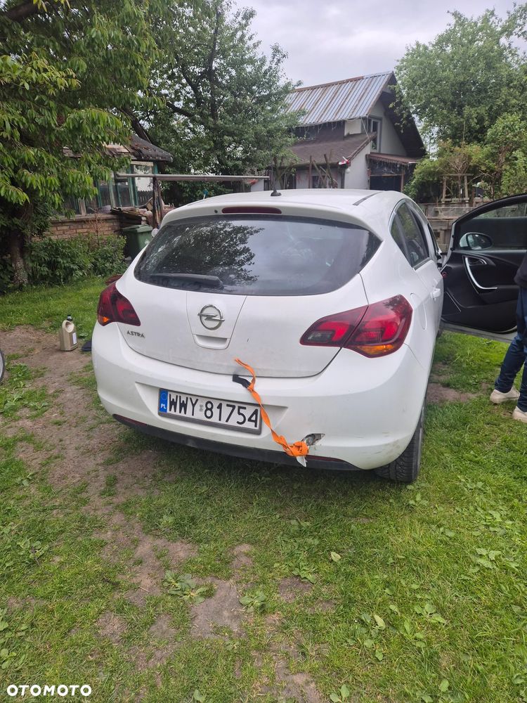 Opel Astra 1.6 Cosmo - 3