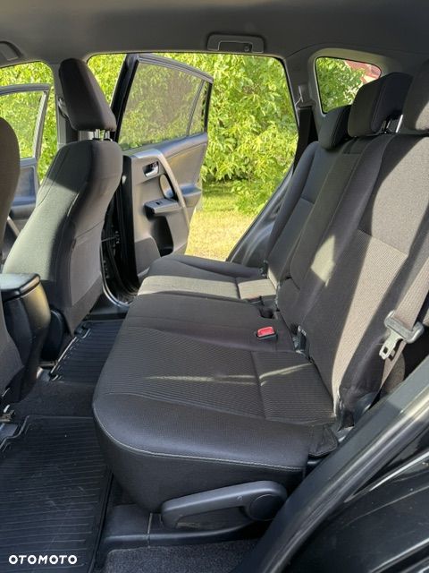 Toyota RAV4 - 10