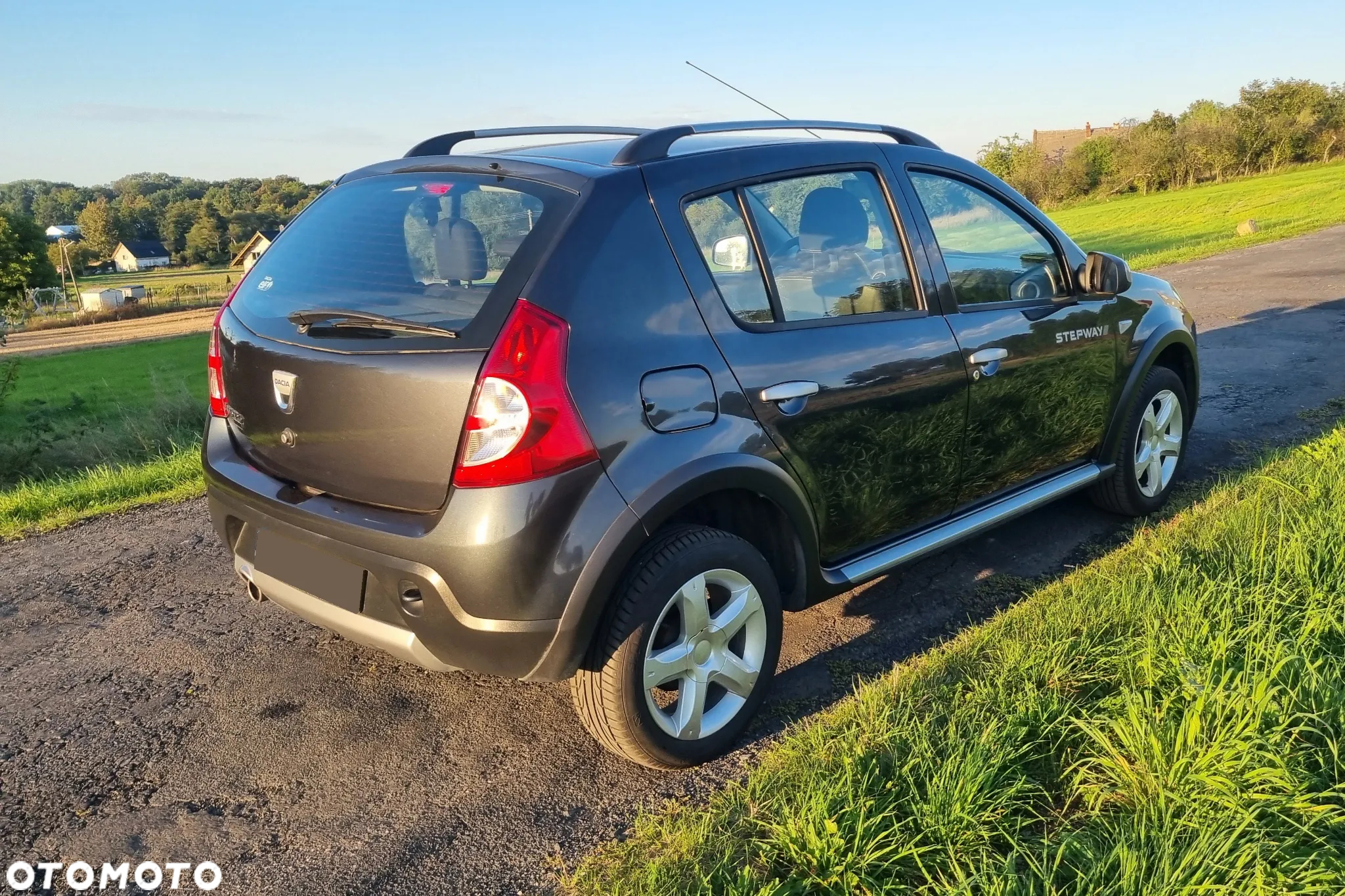 Dacia Sandero Stepway 1.6 - 5