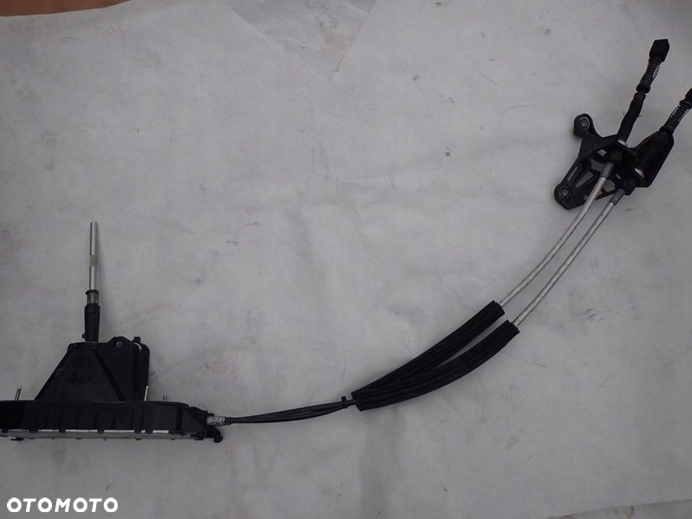 DW SKODA KAROQ WYBIERAK BIEGÓW 5Q0711049BT