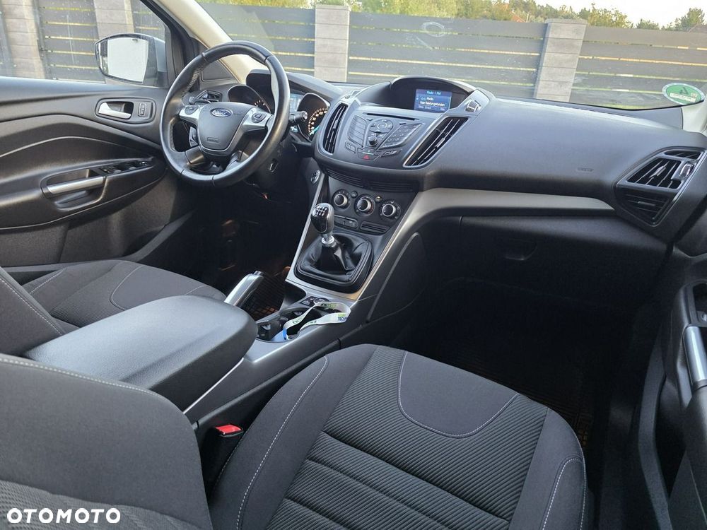 Ford Kuga - 4
