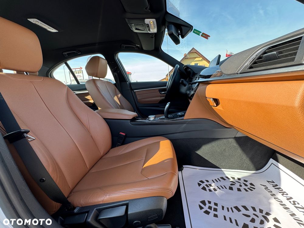 BMW Seria 3 320d Luxury Line - 11