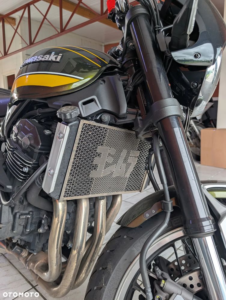 Kawasaki Z 900 RS - 6