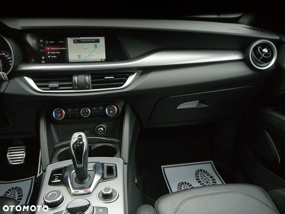 Alfa Romeo Stelvio 2.2 16V AT8 Q4 Super - 23