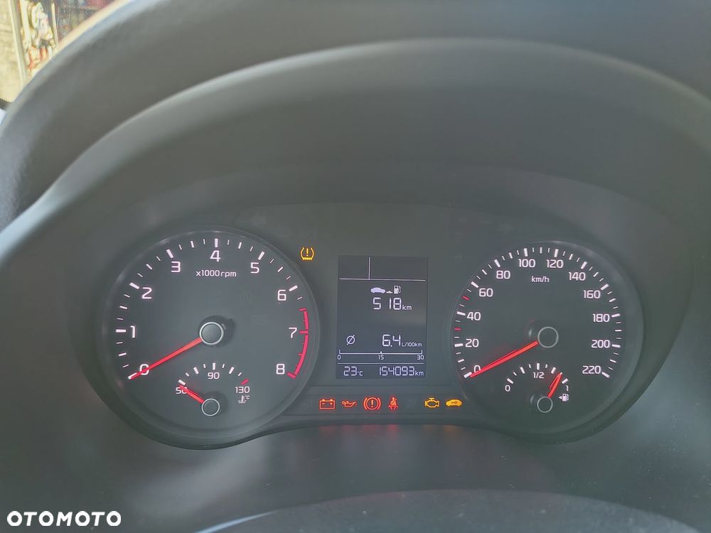 Kia Stonic 1.4 L - 14