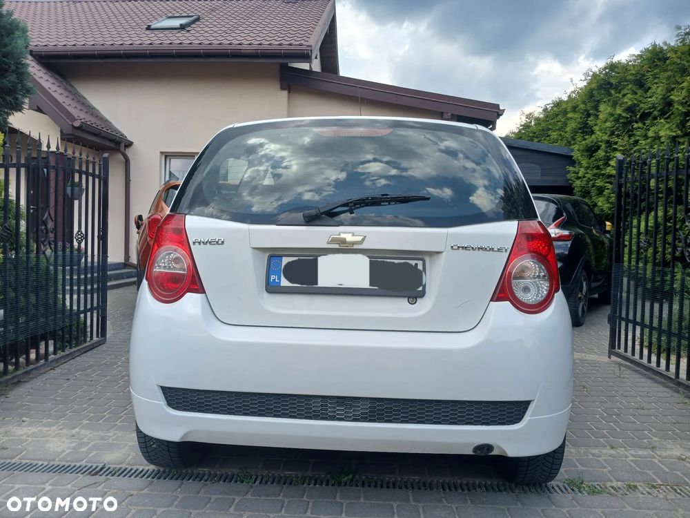 Chevrolet Aveo 1.2 16V Base - 4
