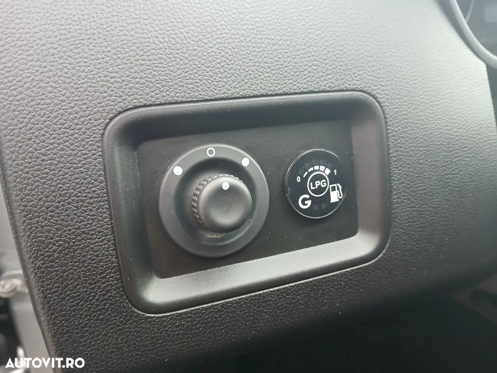 Dacia Duster ECO-G 100 SL BlueLine - 11