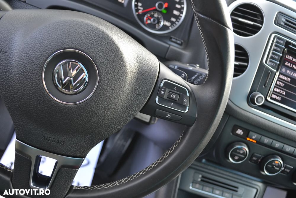 Volkswagen Tiguan - 12