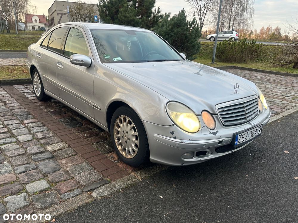 Mercedes-Benz Klasa E 350 4Matic Automatik Elegance - 5