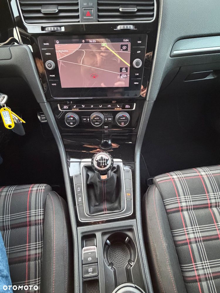 Volkswagen Golf 2.0 TSI BMT GTI Performance - 33