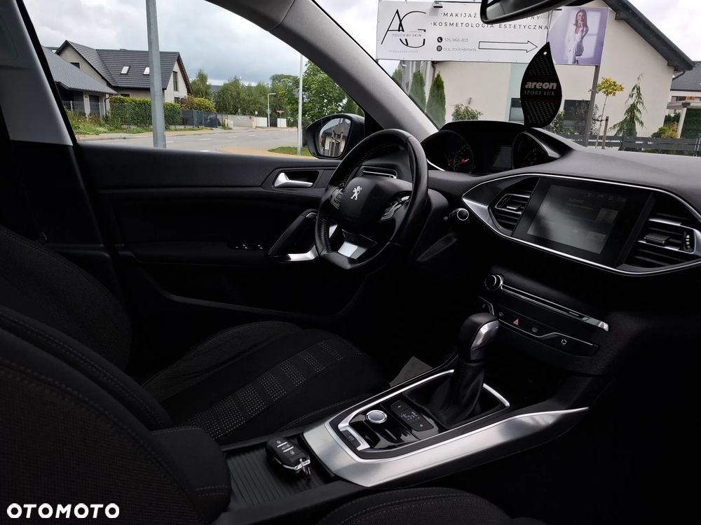 Peugeot 308 - 16
