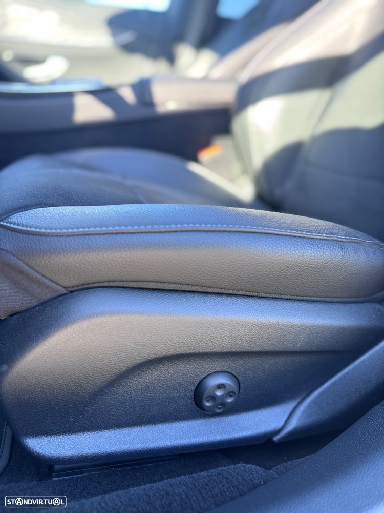 Mercedes-Benz E 300 de AMG Line - 40