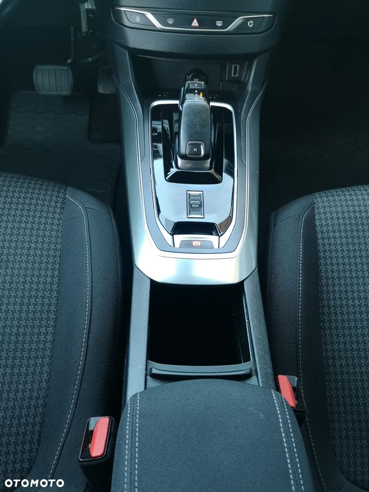 Peugeot 308 1.5 BlueHDi Active S&S EAT6 - 20