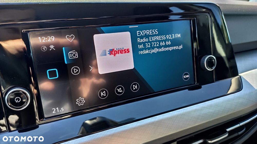 Volkswagen Golf - 18