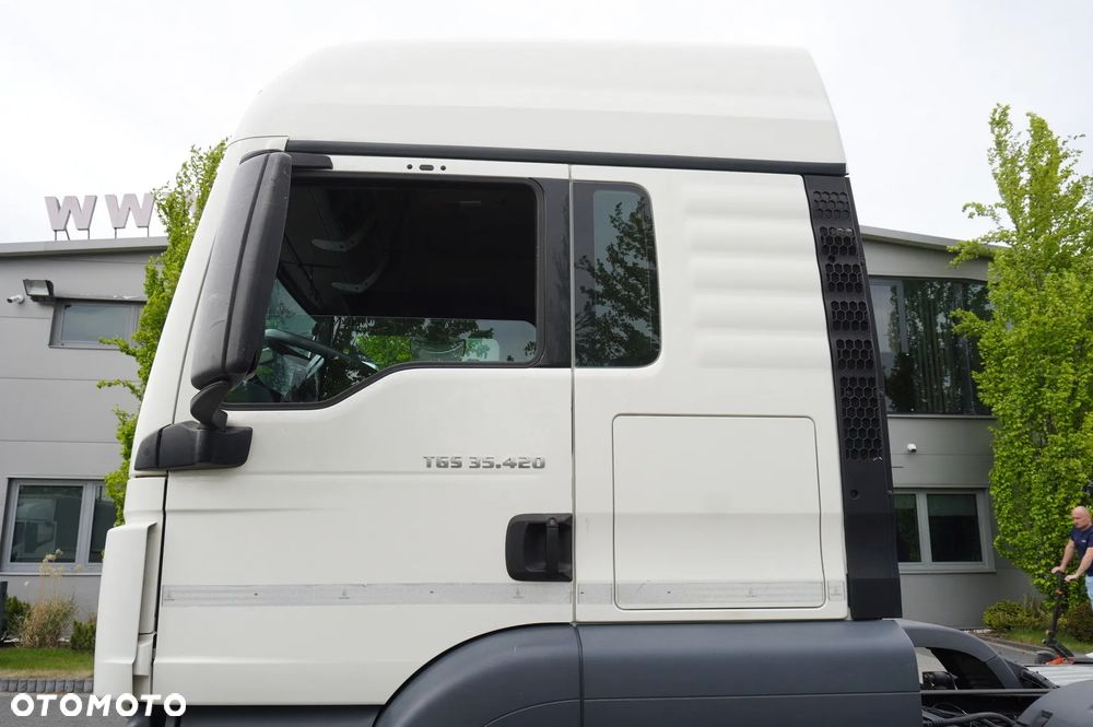 MAN TGS 35.420 8×2 / Rama 6,4 m / 3 osie skrętne / ADR AT / 3 szt. - 14