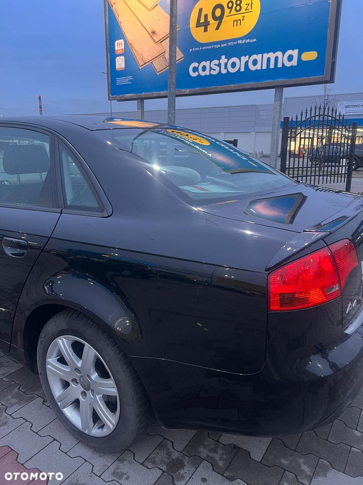 Audi A4 Limousine - 9