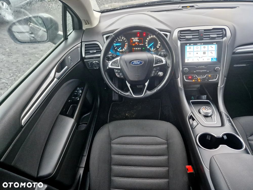 Ford Mondeo - 27
