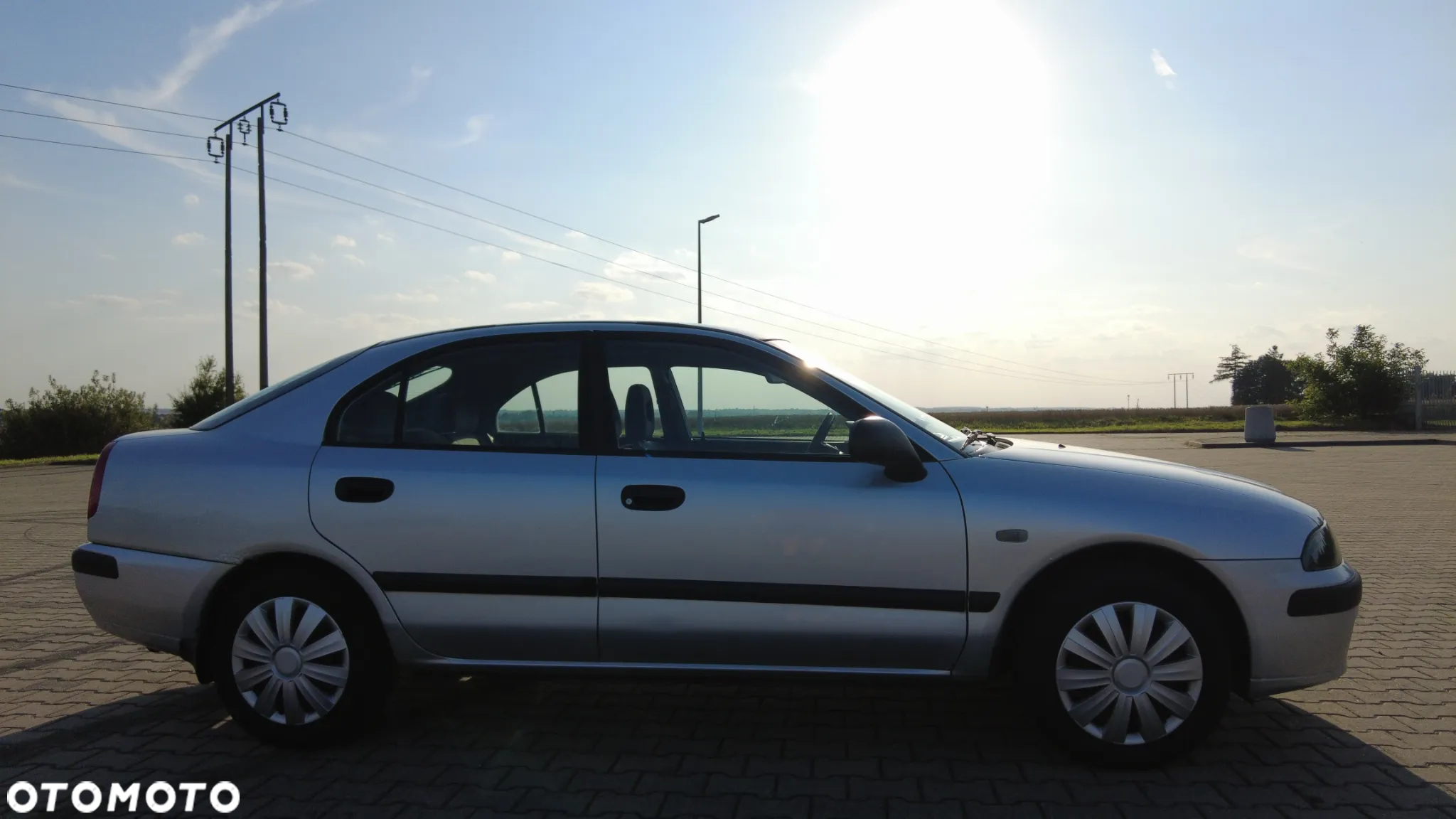 Mitsubishi Carisma 1.6 Comfort - 4