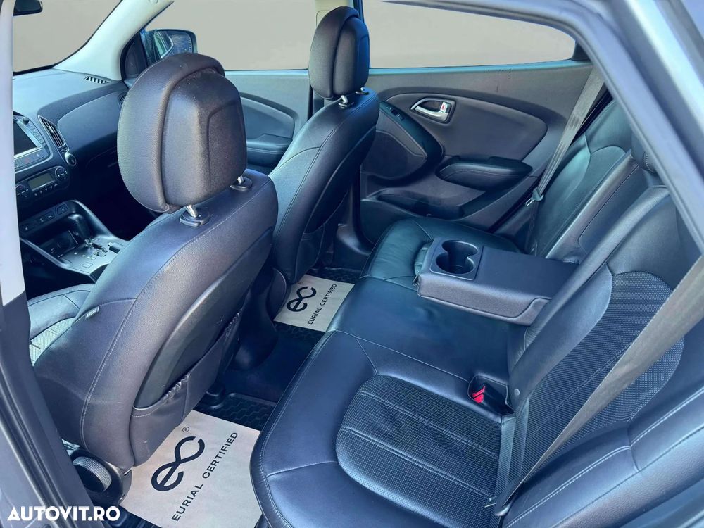 Hyundai ix35 - 13