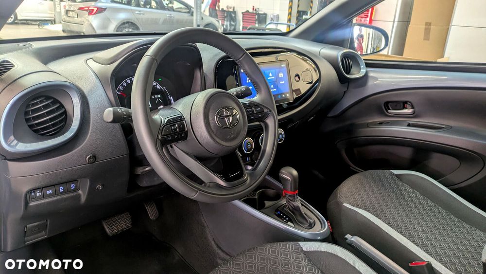 Toyota Aygo X 1.0 VVT-i Style CVT - 10
