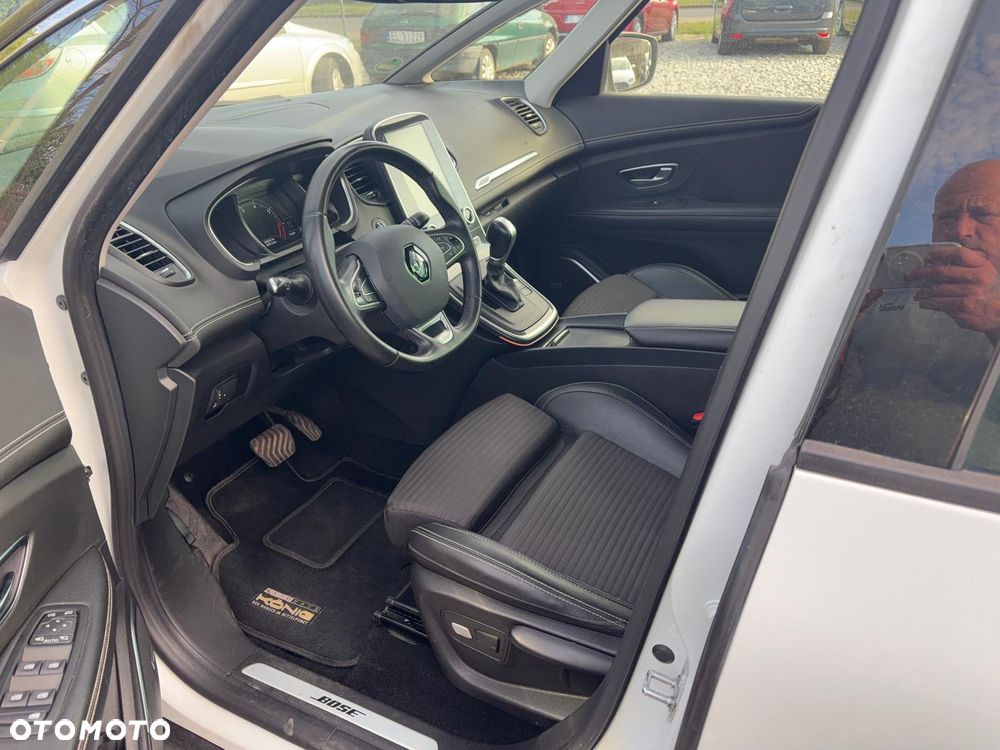 Renault Scenic 1.3 TCe Energy Bose EDC - 6