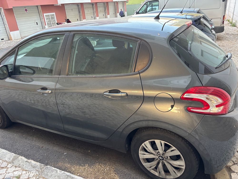 Peugeot 208 82 VTI Active - 4