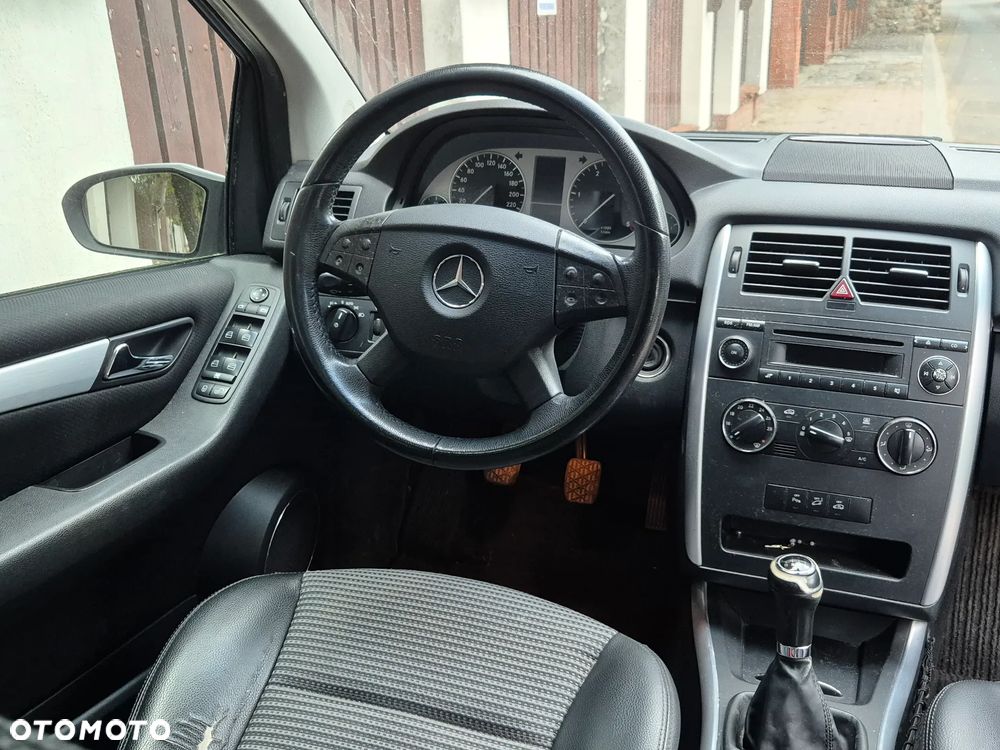 Mercedes-Benz Klasa B 200 CDI - 6