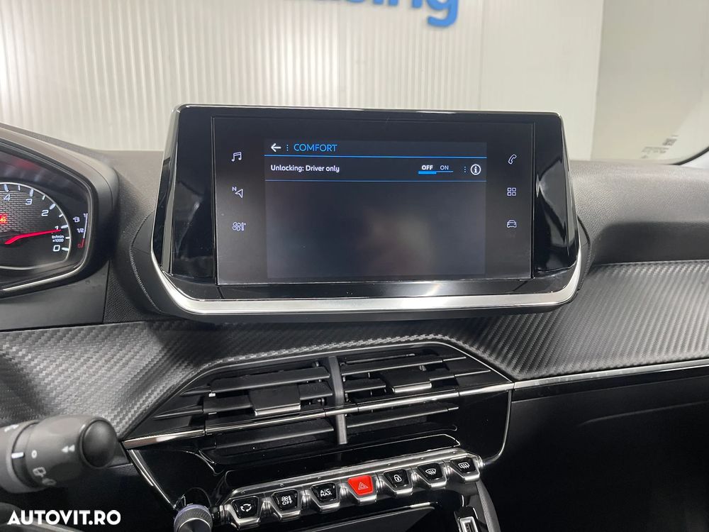 Peugeot 2008 BlueHDi 130 EAT8 Active - 19
