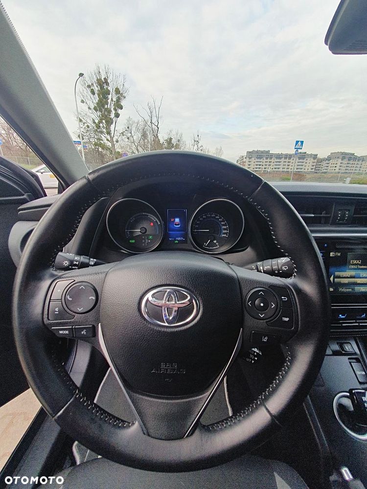 Toyota Auris Hybrid 135 Comfort - 15