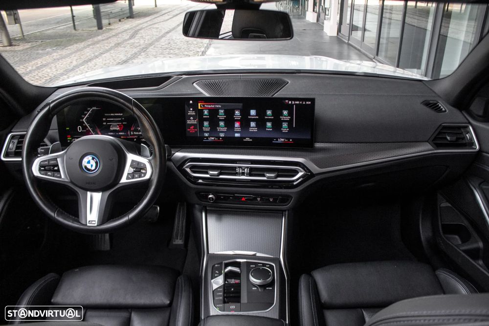 BMW 330 e xDrive Aut. M Sport - 38