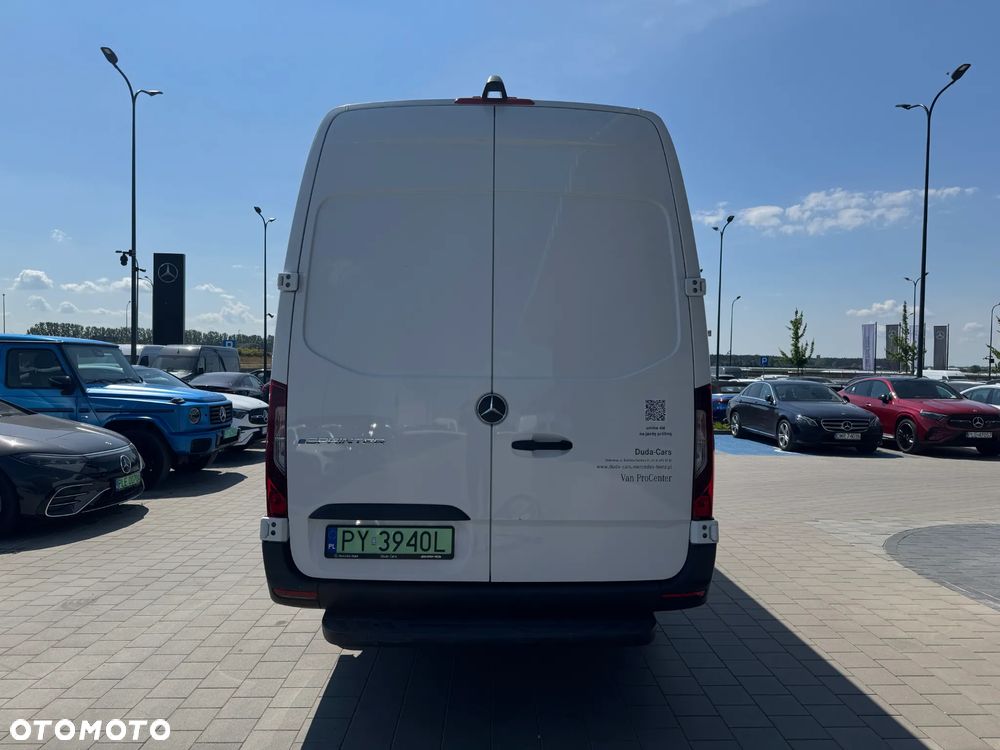 Mercedes-Benz eSprinter - 6