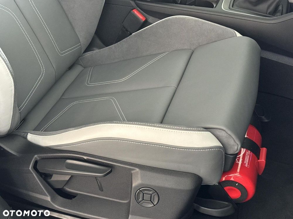 Audi Q3 Sportback - 31