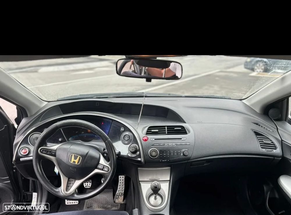 Honda Civic 1.4 Sport - 10