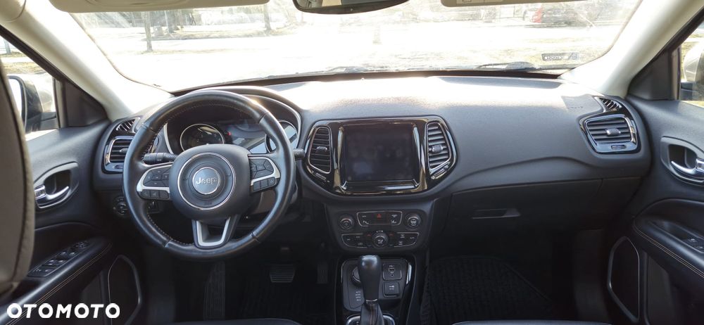 Jeep Compass 1.4 TMair Limited 4WD S&S - 10